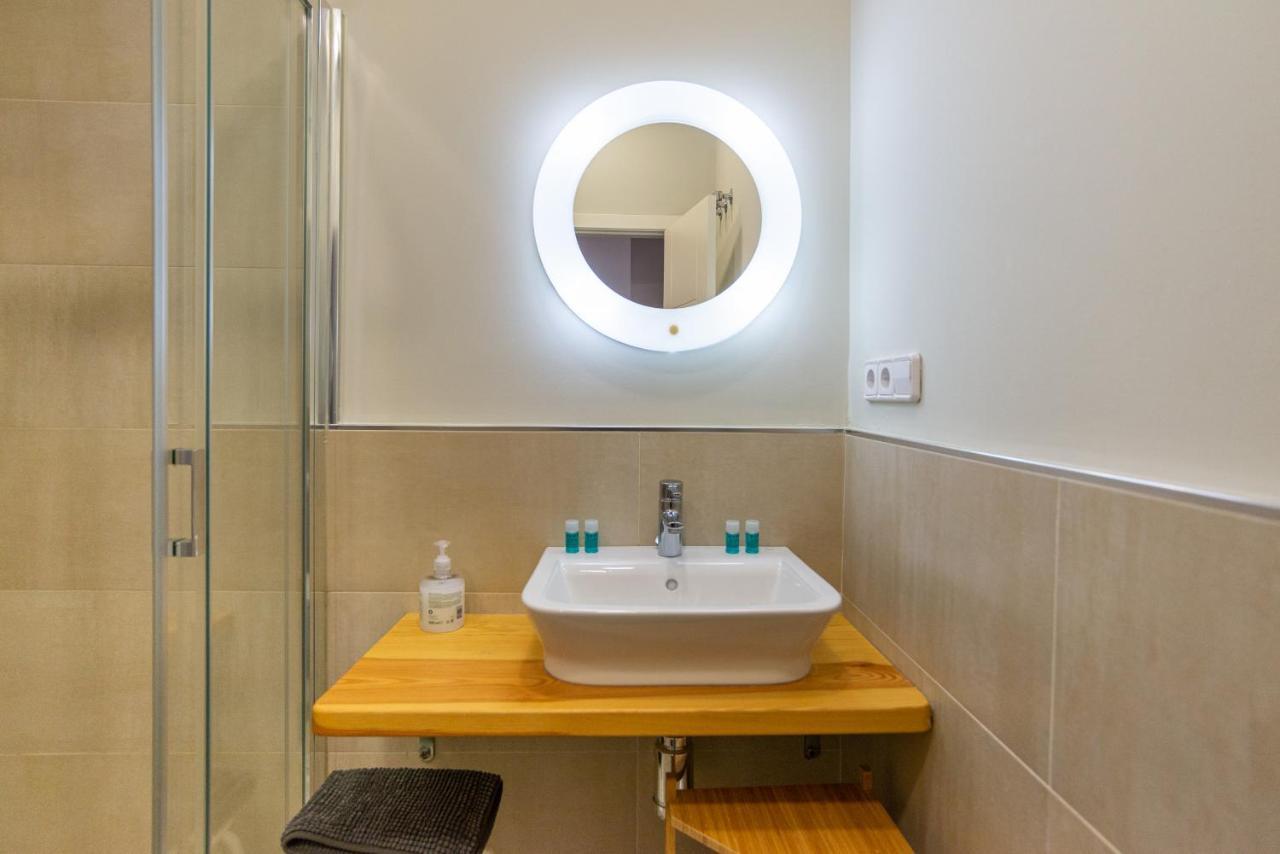Urbe10 Angel Suites Apartment 4B Malaga Exterior photo